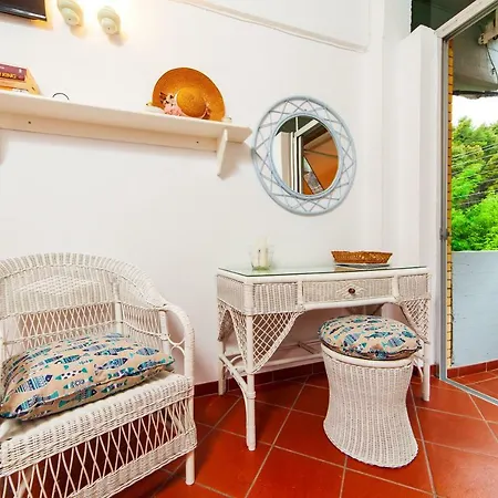 F & B Summer Collection - Kassandra - *